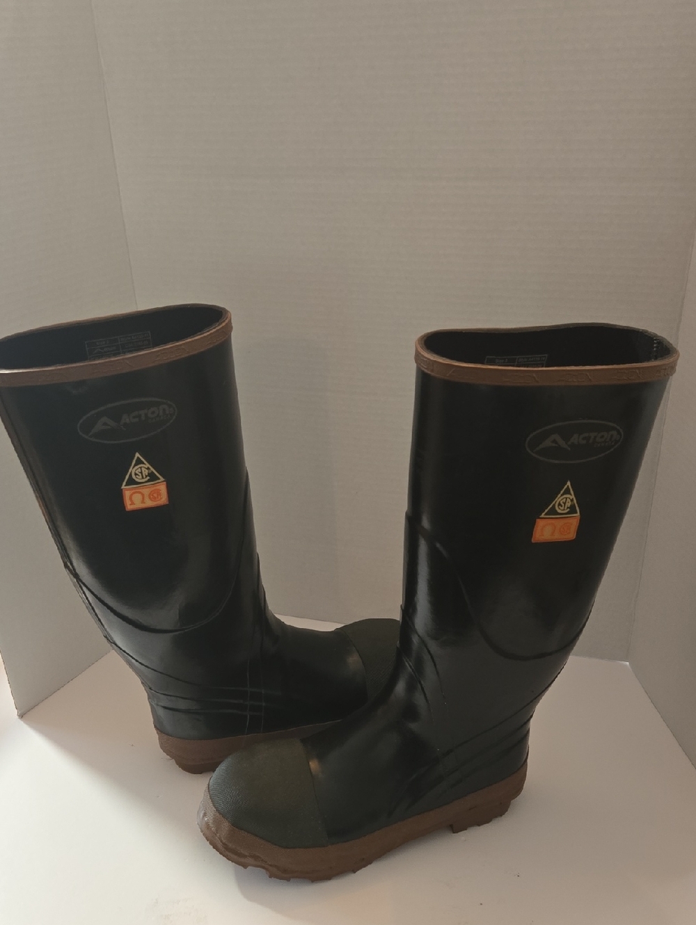 Acton Canada Men's Black and Brown Work Steel Toe Rubber Boots
